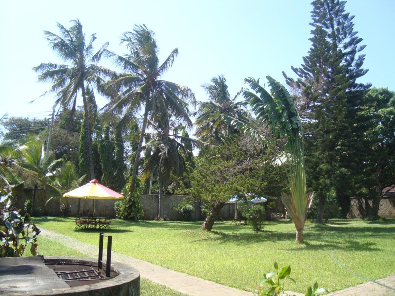 Mweru Villa Kisauni Exterior photo